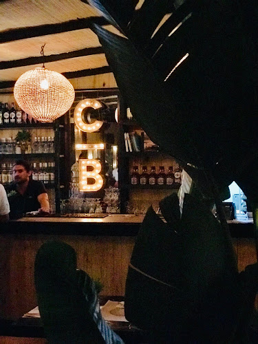 Opinii despre Casa Babel - Montoya în Punta del Este - Gastronomía y hostelería