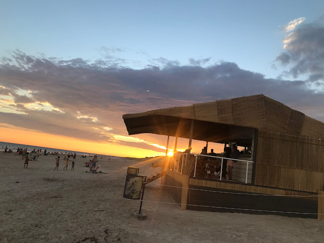 sobre los medanos Playa, avenida nogueira y Ruta 10 Pinamar ubicados, 15100 Pinamar, Departamento de Canelones