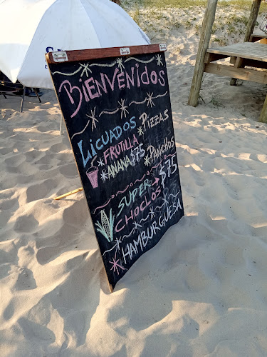 Opinii despre El Chiringuito Jaureguiberry Beach în Canelones - Gastronomía y hostelería