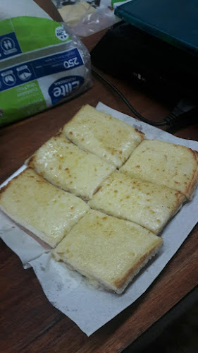 La Lola Rotiseria - Gastronomía y hostelería