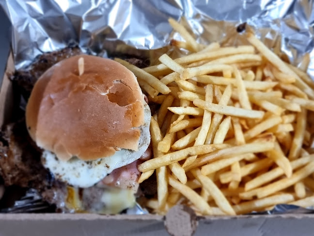 La Combi Pizzería - Montevideo