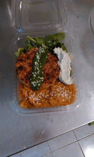 Calle 24 &, 27 - Los Muergos esquina, 20100 Punta del Este