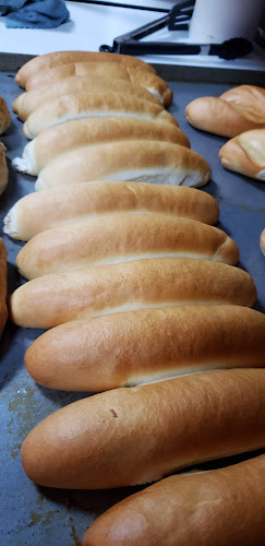 Opinii despre Panaderia y Confiteria Thaay's în Montevideo - Gastronomía y hostelería