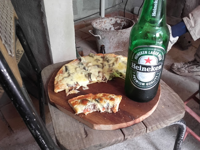 Pizzeria Los Sandes - Gastronomía y hostelería