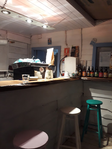 Opinii despre Diablo Café Bar în Punta del Diablo - Gastronomía y hostelería