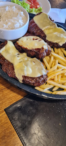 Opinii despre La Fogatta în Rio Branco - Gastronomía y hostelería