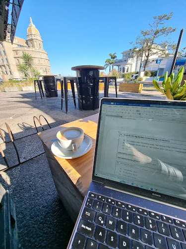 La Isla Café - Montevideo