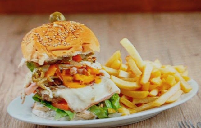 Pizzería "El Triunfo"