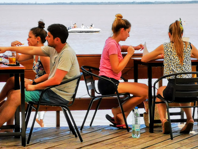 Puerto Carmelo - River Bar - Carmelo