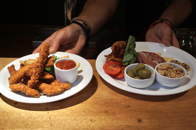 Opinii despre YAKARÉ BAR în Maldonado - Gastronomía y hostelería