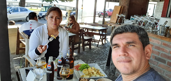 G4HW+QQJ, Gral. Flores, 70000 Col. del Sacramento, Departamento de Colonia