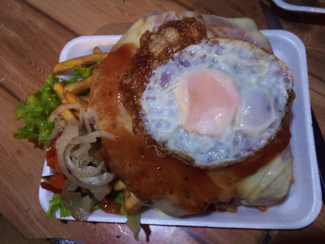 Lo de Raquel "Rotiseria sandwicheria pizzería y servicios de lunch" chivitería en general . - Gastronomía y hostelería