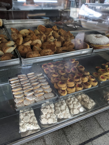 Opinii despre NILO - Panadería y Confitería în Montevideo - Gastronomía y hostelería