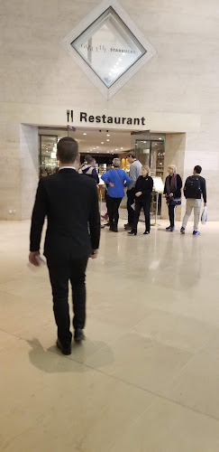 Comentarii opinii despre El Louvre