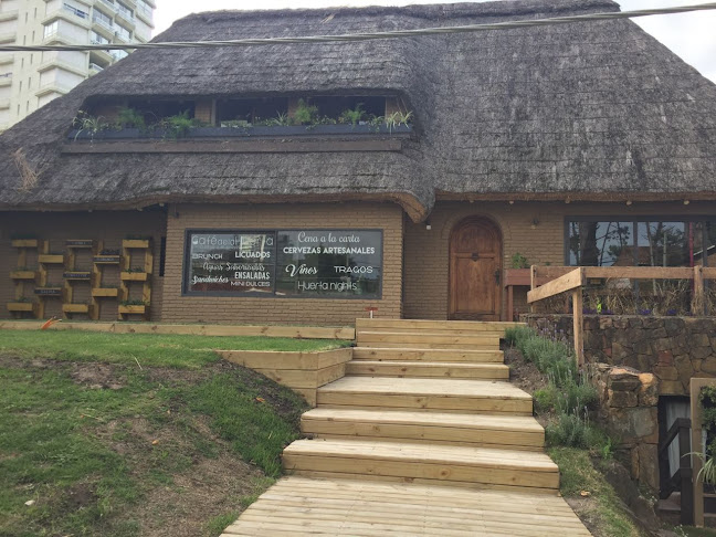 Calle Pedragosa Sierra a 1/2 cuadra de Roosevelt Pda 5, 20100 Punta del Este, Departamento de Maldonado