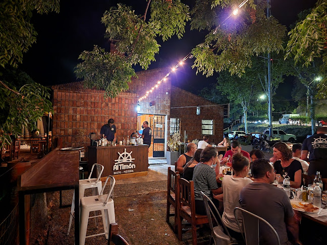 Resto Pizzería Al Timón - Fray Bentos