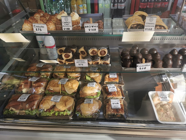 Chaná 2008, 11300 Montevideo, Departamento de Montevideo