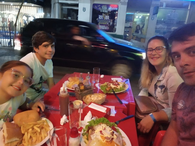 Pizzeria piccola Salto - Gastronomía y hostelería