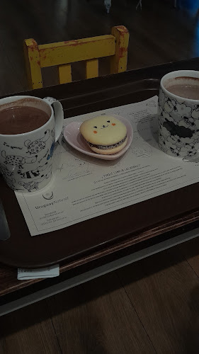 ADRIANUZCA'S CAT CAFÉ ☕🐈 - Gastronomía y hostelería