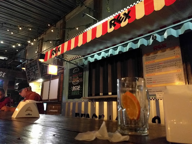 Comentarii opinii despre Bigote