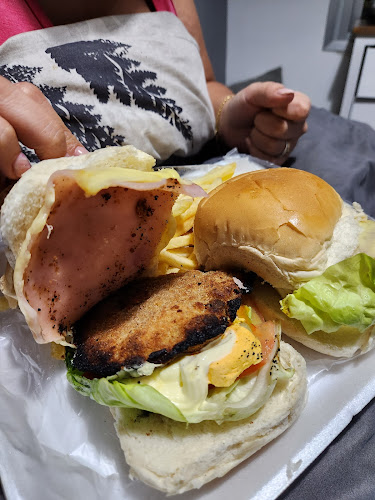 Opinii despre Virgilio's Pizzeria în Montevideo - Gastronomía y hostelería