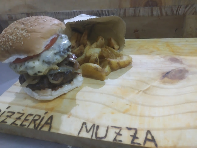 Pizzería Muzza - Gastronomía y hostelería