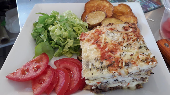 Luna de los cerros - Maldonado