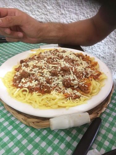 Opinii despre Restaurante Parrilla Y Pizzeria Ceriani în Tala - Gastronomía y hostelería