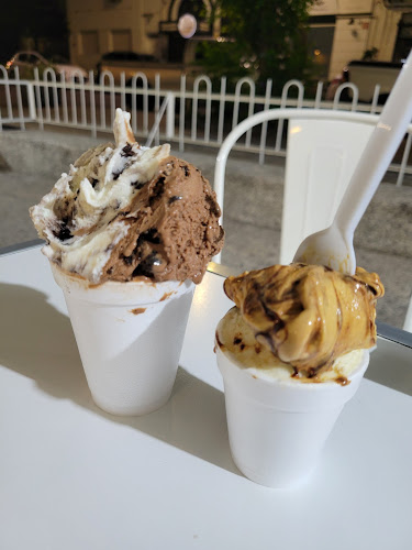 Heladería Los Trovadores