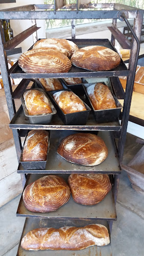 Opinii despre La Linda Panadería y Café în Manantiales - Gastronomía y hostelería