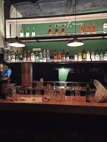 Opinii despre Colón Food & Drinks în San José de Mayo - Gastronomía y hostelería