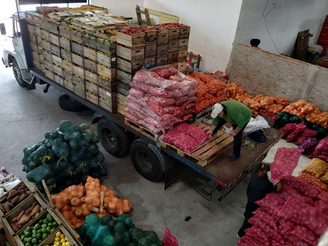 Comentarii opinii despre Frutícola Canelones