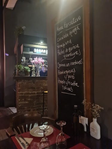 Opinii despre Restaurante Mediterráneo în Montevideo - Gastronomía y hostelería