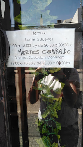 Malava Rotiseria - Carmelo