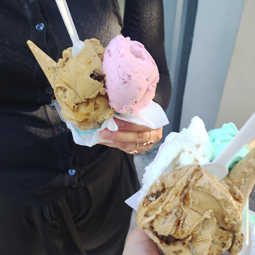 Opinii despre Heladeria Africa în Pando - Gastronomía y hostelería