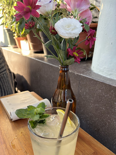 Opinii despre Alvarez Bar în Montevideo - Gastronomía y hostelería