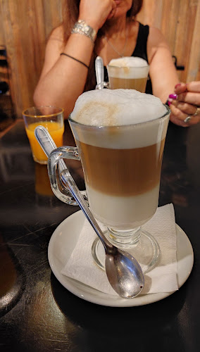 Opinii despre Ramona Centro în Montevideo - Gastronomía y hostelería