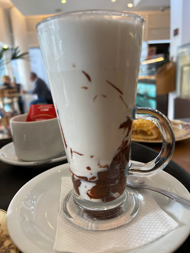 Av. Juan Gorlero 636, 20100 Punta del Este, Departamento de Maldonado