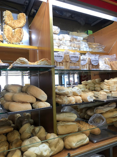 Panadería la familia - Minas