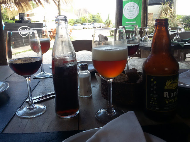 Medio y Medio - Punta Ballena