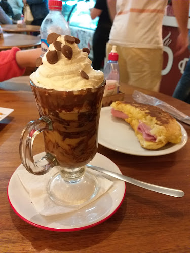 Comentarii opinii despre Dharma Café