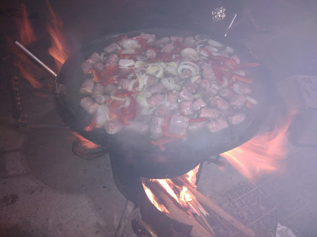 Opinii despre Custom bar în La Paz - Gastronomía y hostelería