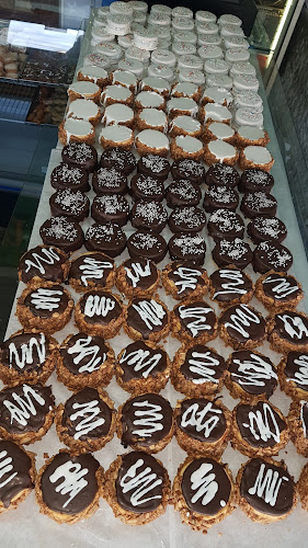 Panadería Y Confitería DANIPAN - Gastronomía y hostelería