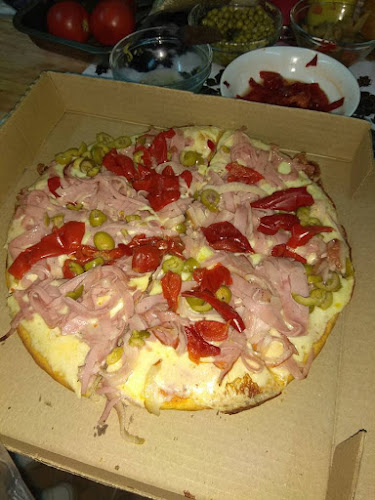 La Lola Rotiseria - Salto