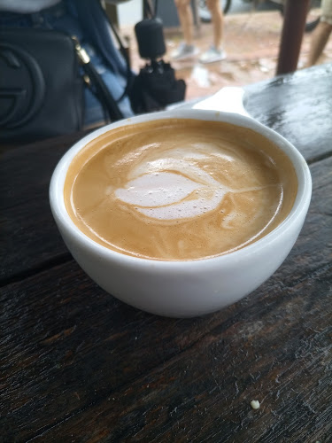 Comentarii opinii despre Borneo Coffee