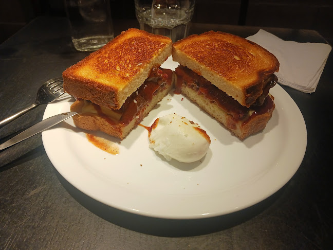 Calle Perez Castellano 1518, 11000 Montevideo, Departamento de Montevideo