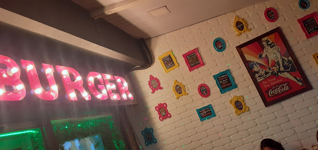 Comentarii opinii despre Hamburguelandia 2.0