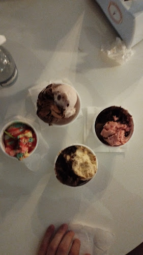 La Cremeria, abierto - Cuchilla Alta