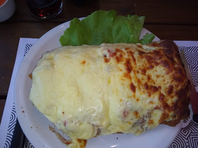 Jose Pedro Varela 645, 37000 Melo, Departamento de Cerro Largo