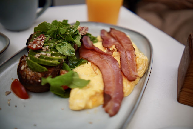 Comentarii opinii despre Rebelion Coffee Roasters